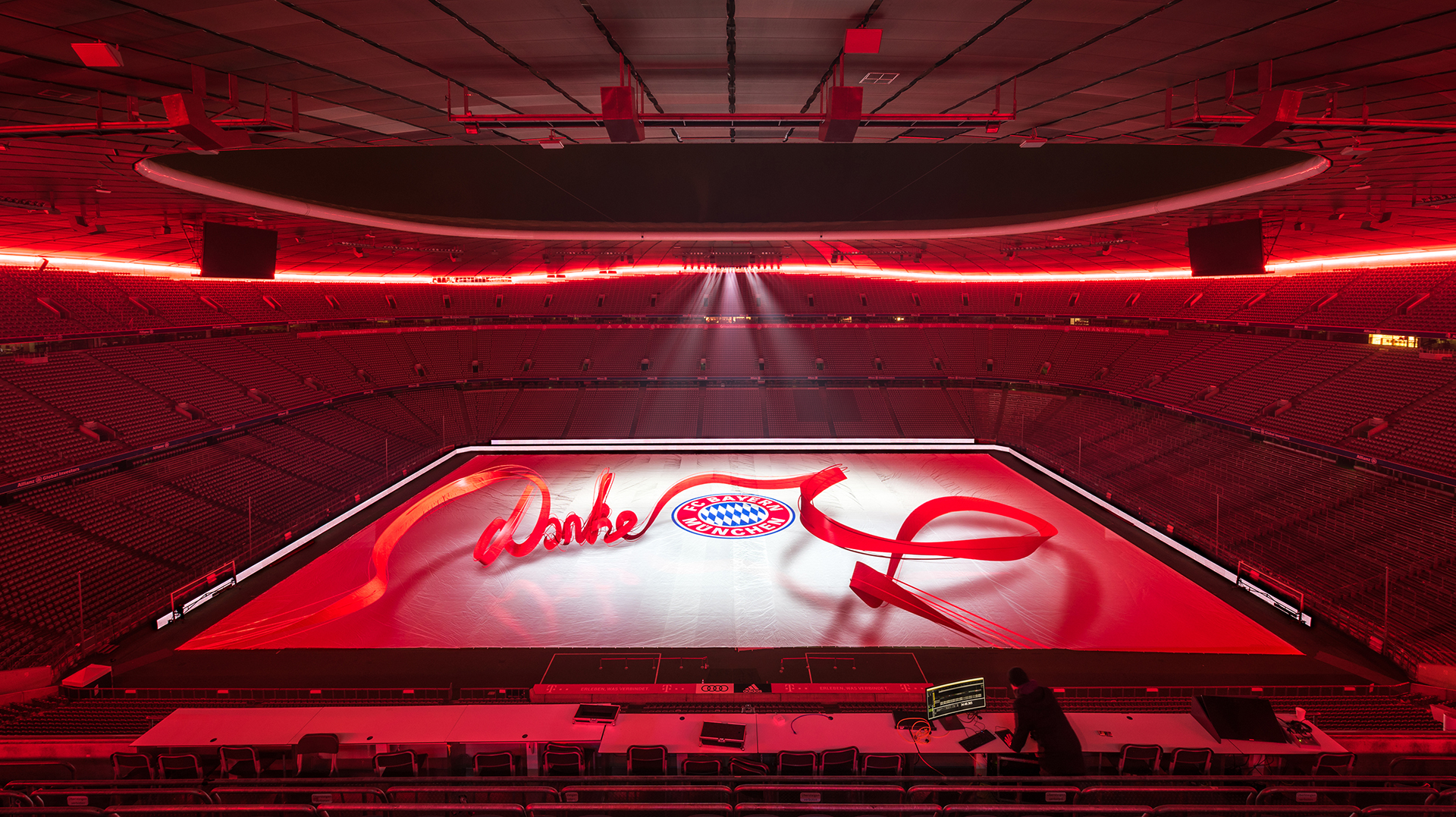 FC Bayern München Danke christmas video mapping show at Allianz Arena