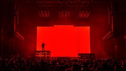 RIN Live 2023 tour visuals, realtime VFX and operating made with TouchDesigner